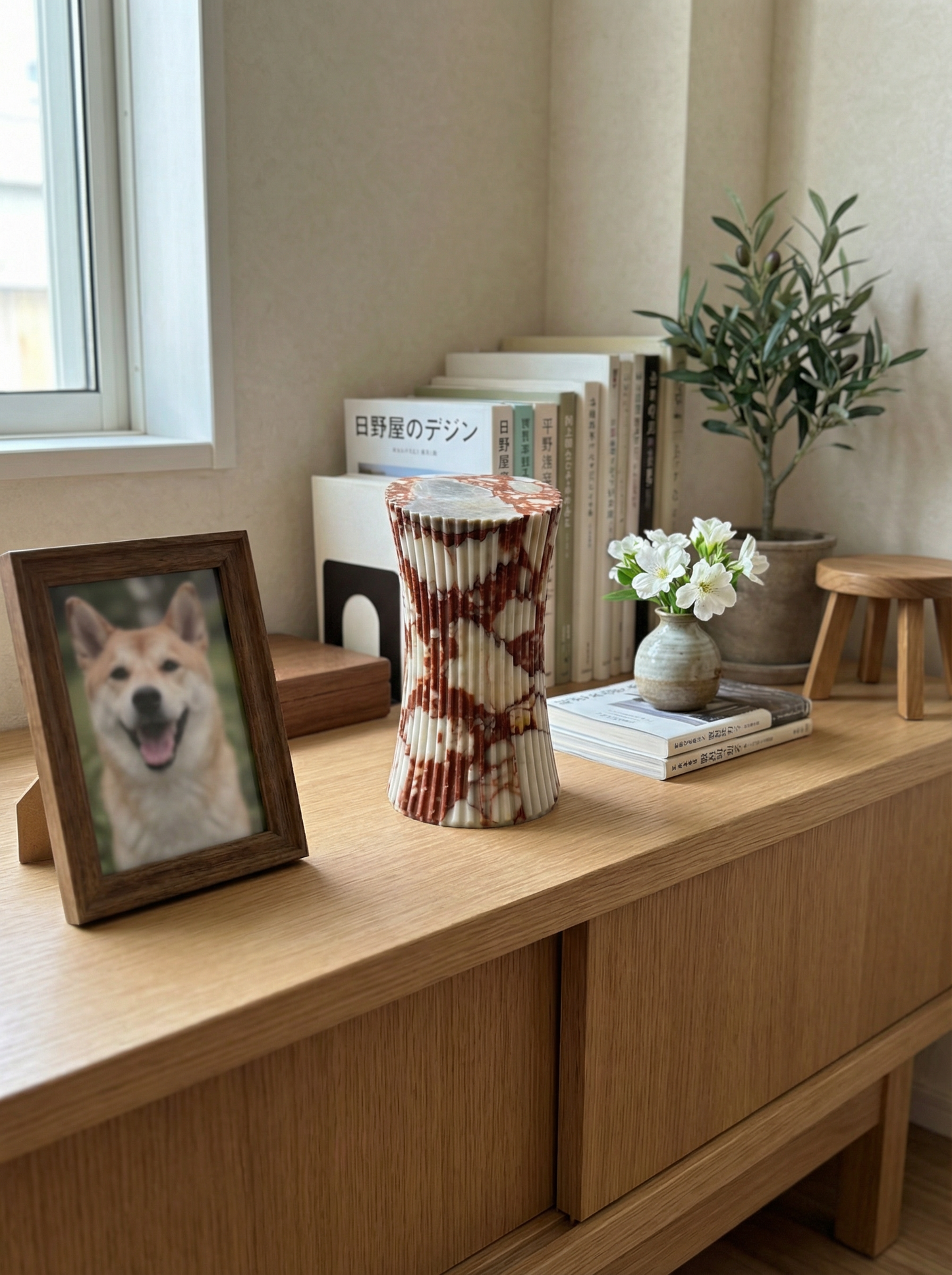 Solid Natural Marble Pet Memorial Keepsake Box, Home Decor Sculpture